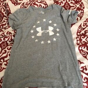 Underarmor grey shirt